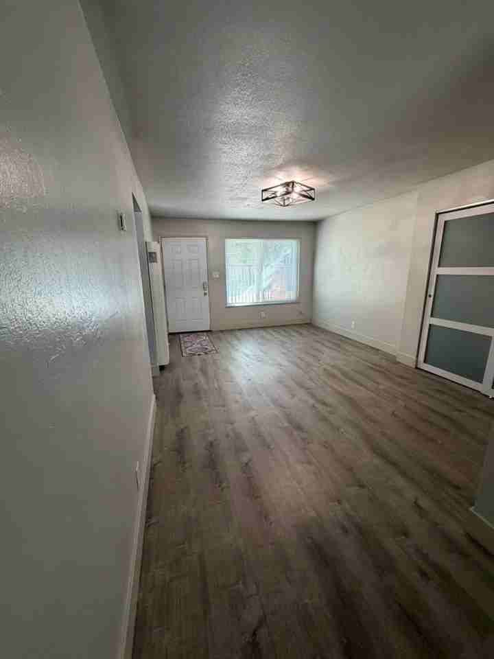 320 Franciscan Ct #10 - Photo 7 of 11