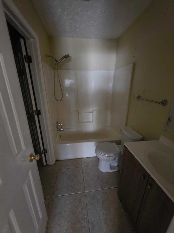 795 Boston Cmn - Photo 4 of 8