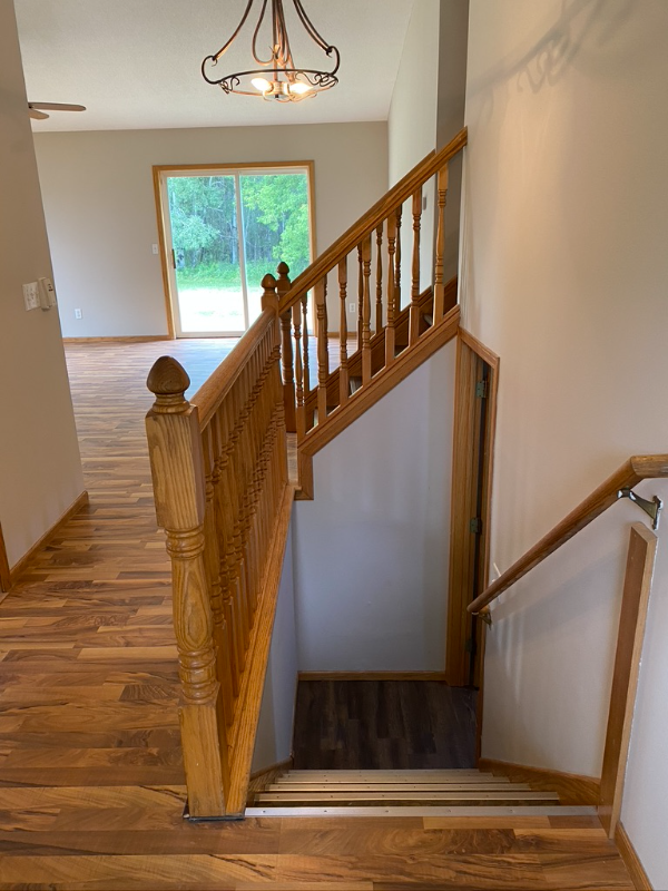 630 10th St Sw - Photo 3 of 16