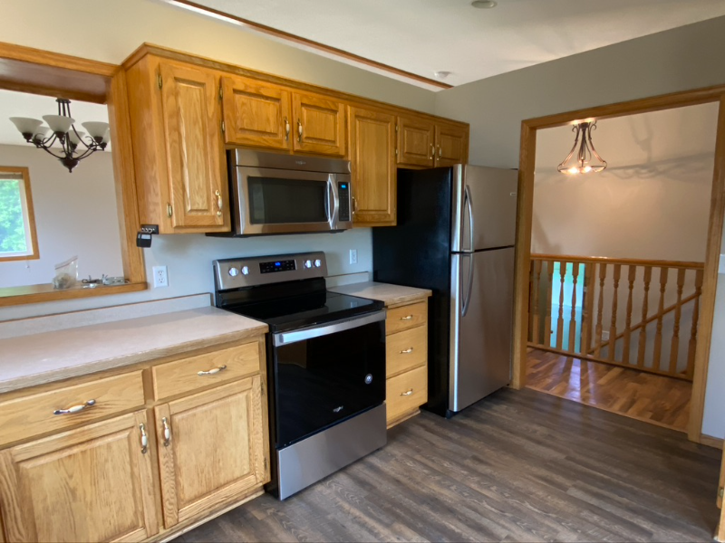 630 10th St Sw - Photo 6 of 16