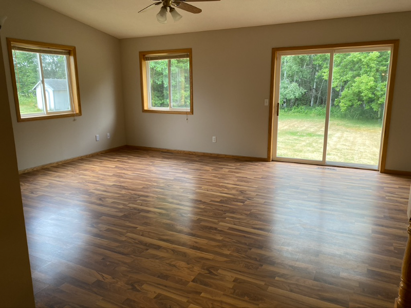 630 10th St Sw - Photo 7 of 16