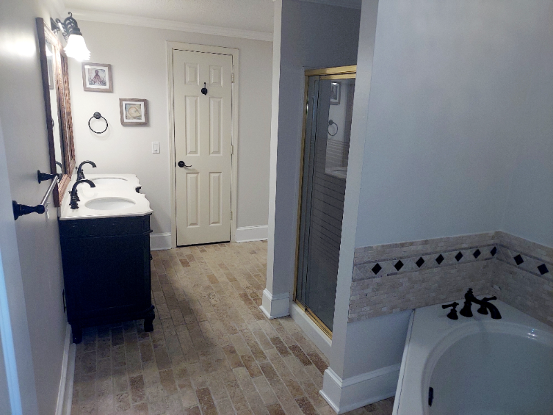100 Wyndham Ln - Photo 4 of 14
