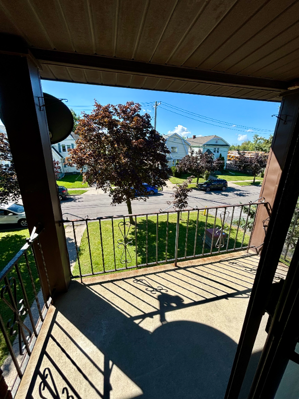 21 Barton Ct #6 - Photo 6 of 12