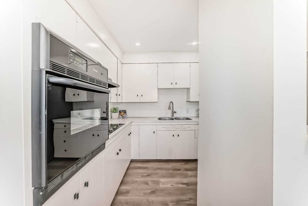 1319 107 Ave Sw - Photo 7 of 50
