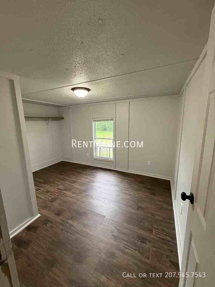 7 Hall Dr - Photo 7 of 14