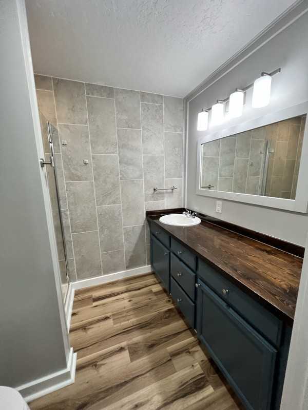 1507 Hudson St - Photo 5 of 12