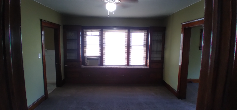 7130 Clement Ave - Photo 5 of 20
