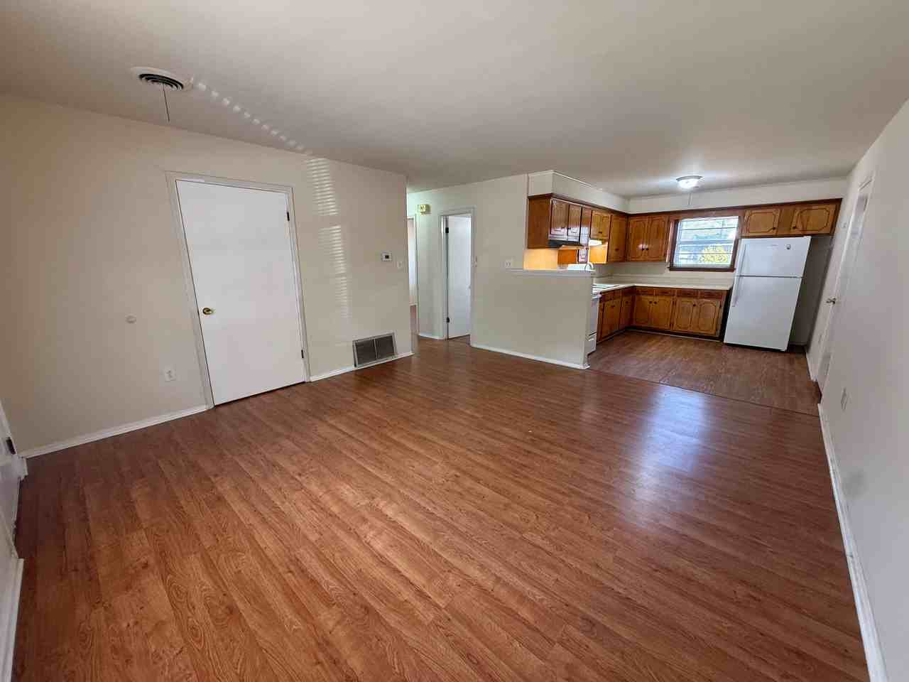 1116 N Detroit Ave - Photo 6 of 13
