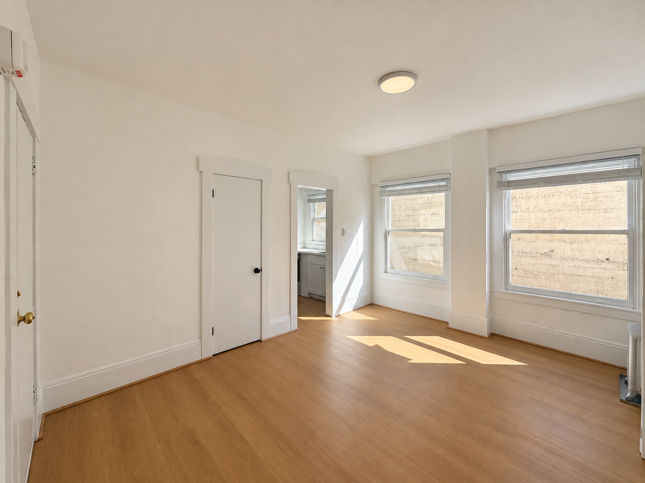 929 Ofarrell St #3 - Photo 4 of 10