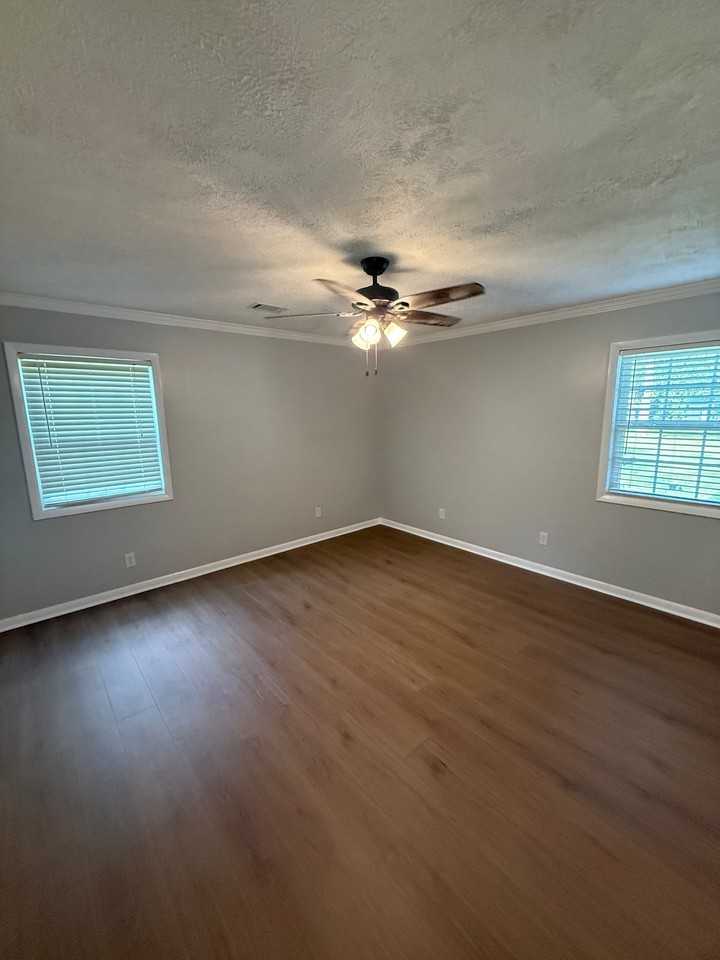 1001 George St #2 - Photo 4 of 8
