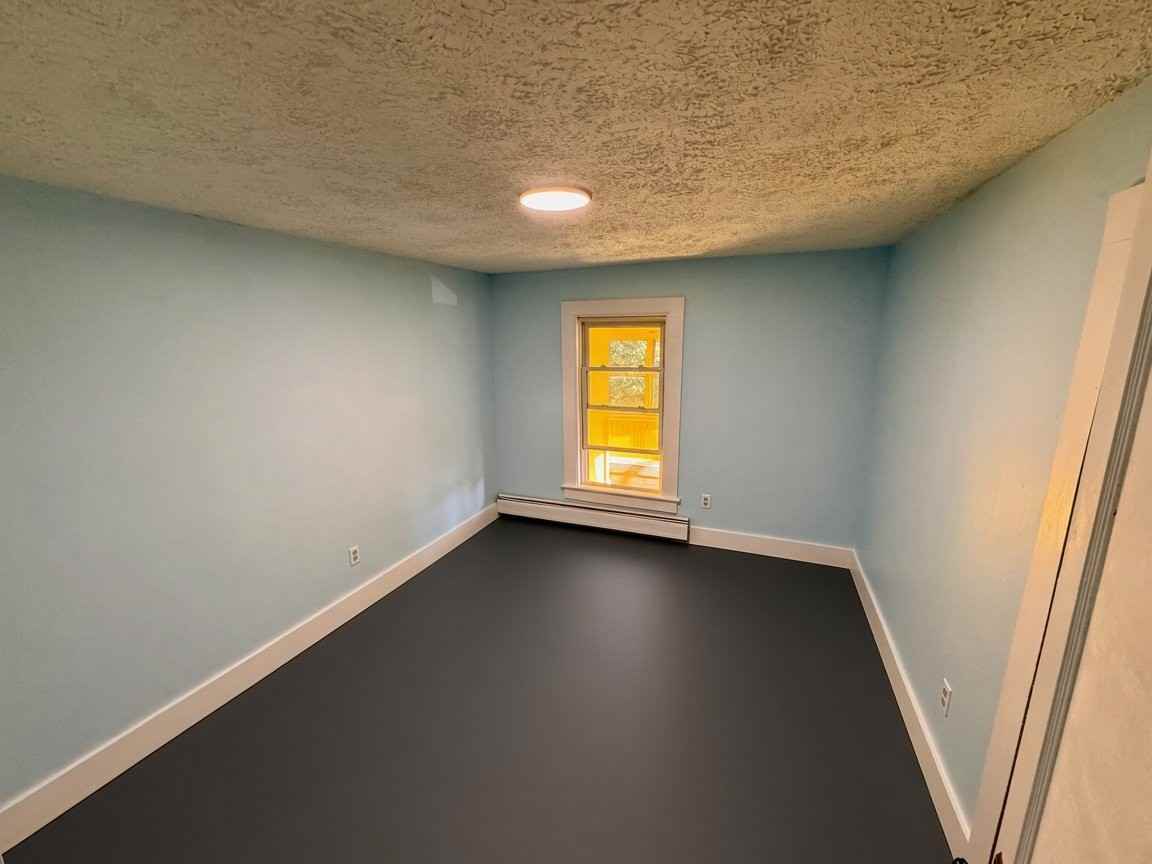 50 N Main St #6 - Photo 3 of 10