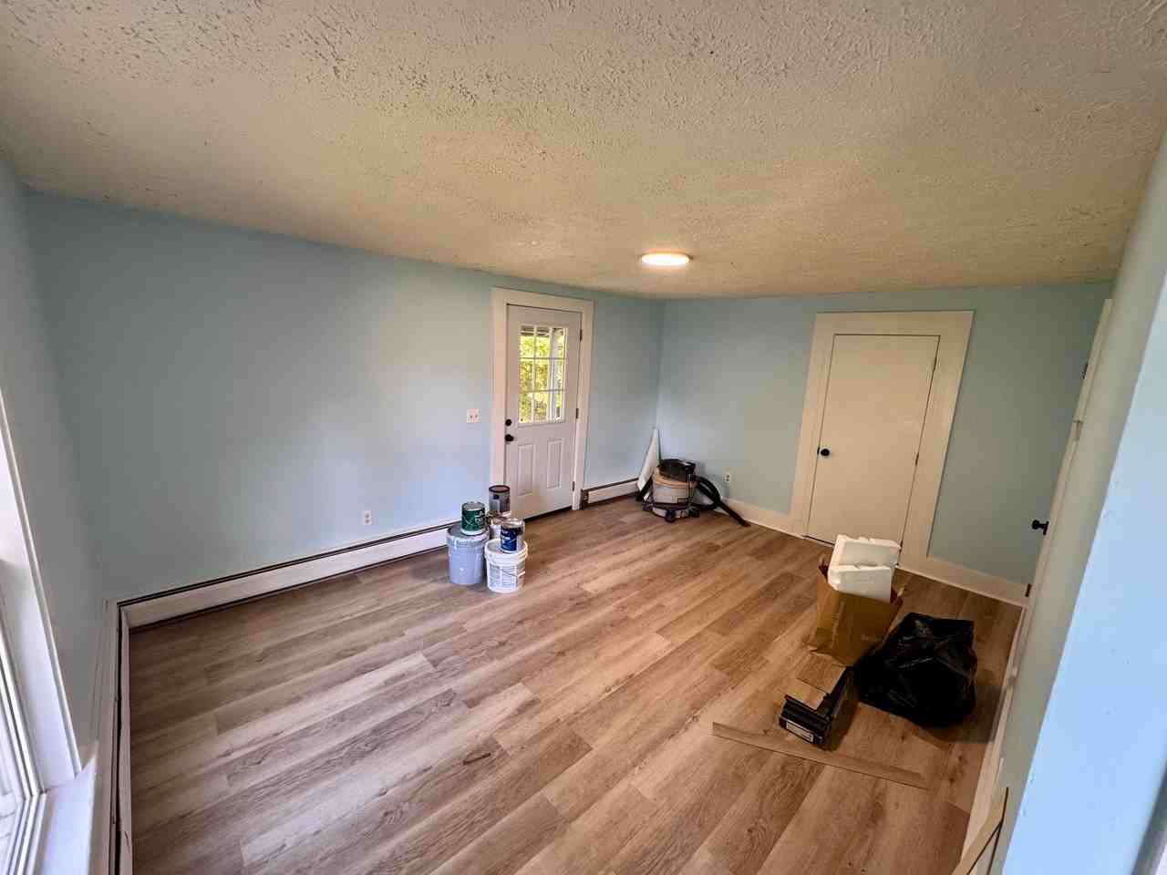 50 N Main St #6 - Photo 5 of 10