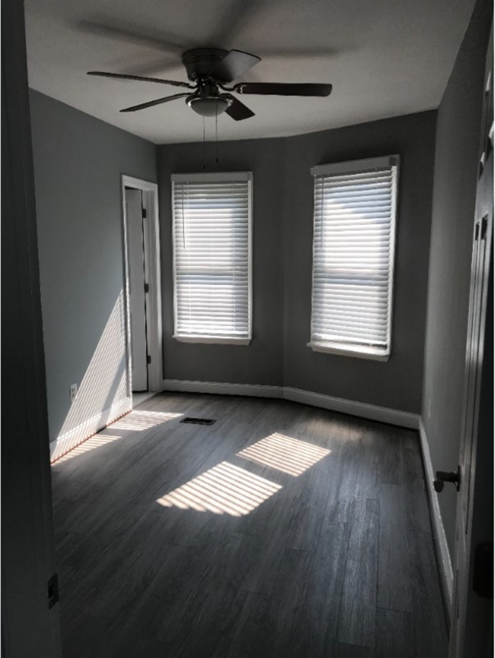 5324 Ready Ave - Photo 4 of 23