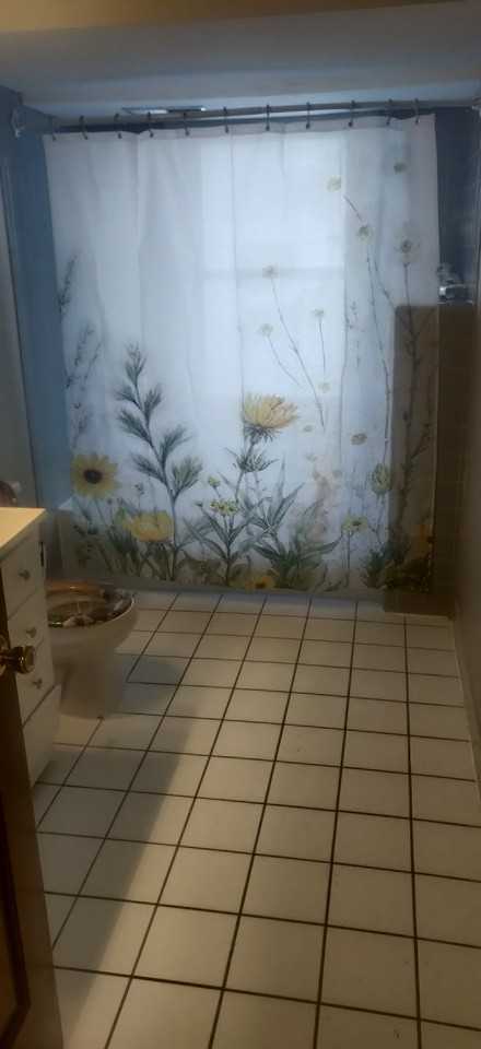 3245 Berwyn Pl #2 - Photo 2 of 9