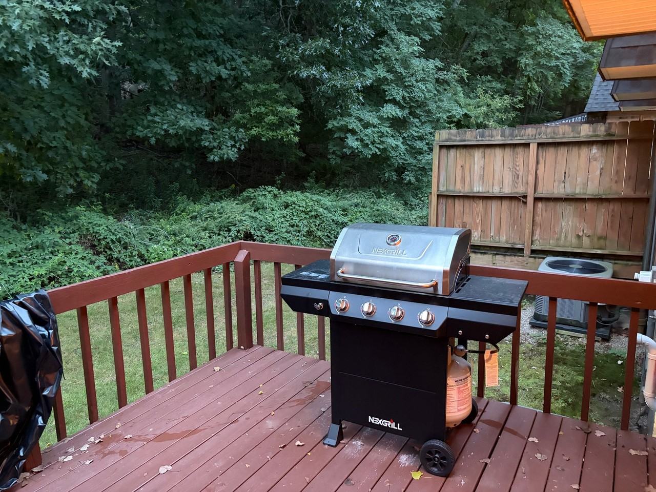 148 Penn Ln - Photo 2 of 12