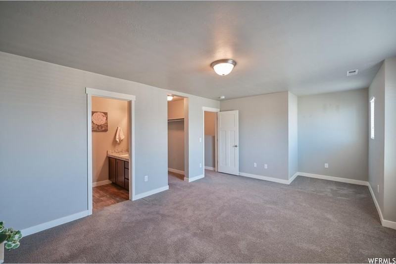 14431 S Ferndale Way - Photo 2 of 9