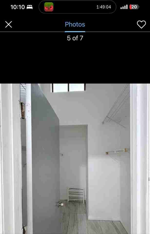 1800 Falconcrest St - Photo 4 of 8