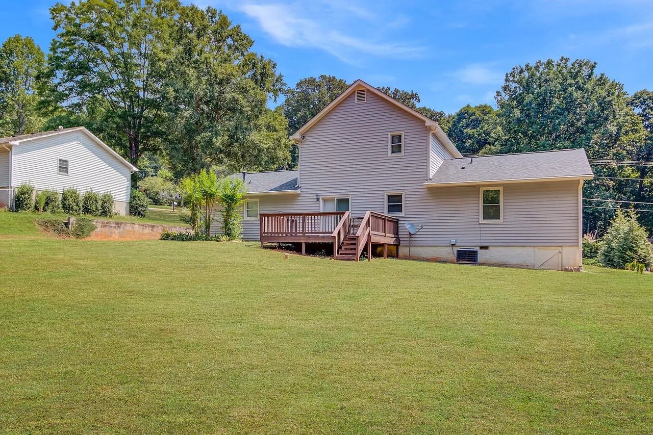 4905 Wade Valley Way - Photo 2 of 17
