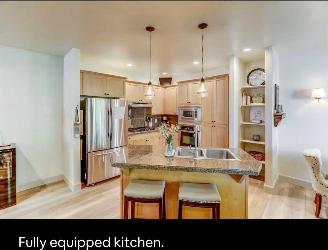 1294 E Winding Creek Dr - Photo 4 of 16