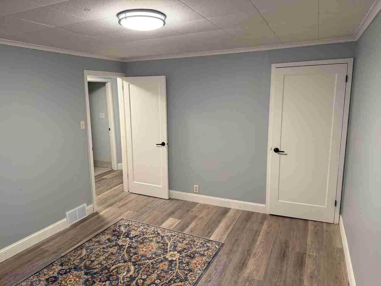 110 Traver Rd #B - Photo 3 of 9