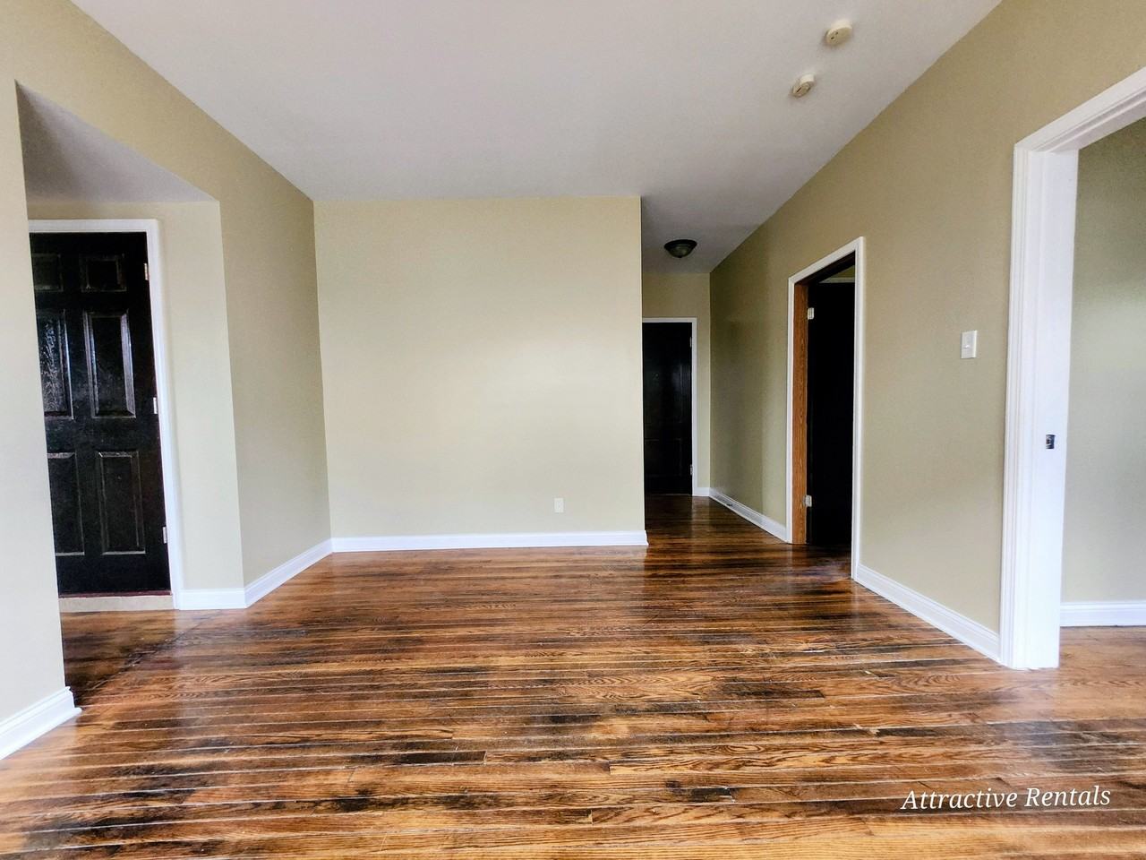 5467 W Augusta Blvd #2 - Photo 2 of 10
