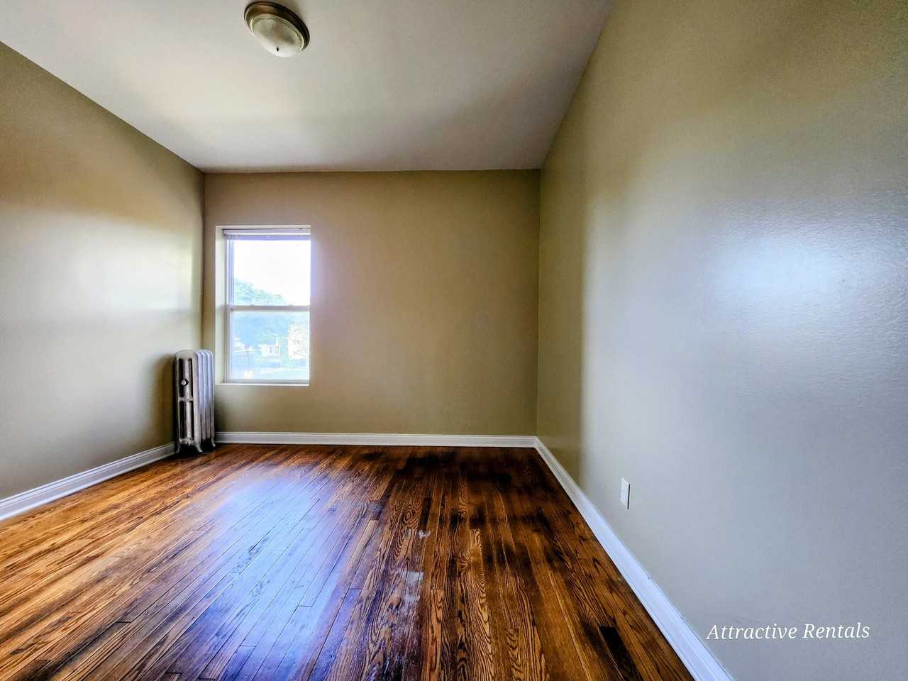 5467 W Augusta Blvd #2 - Photo 3 of 10