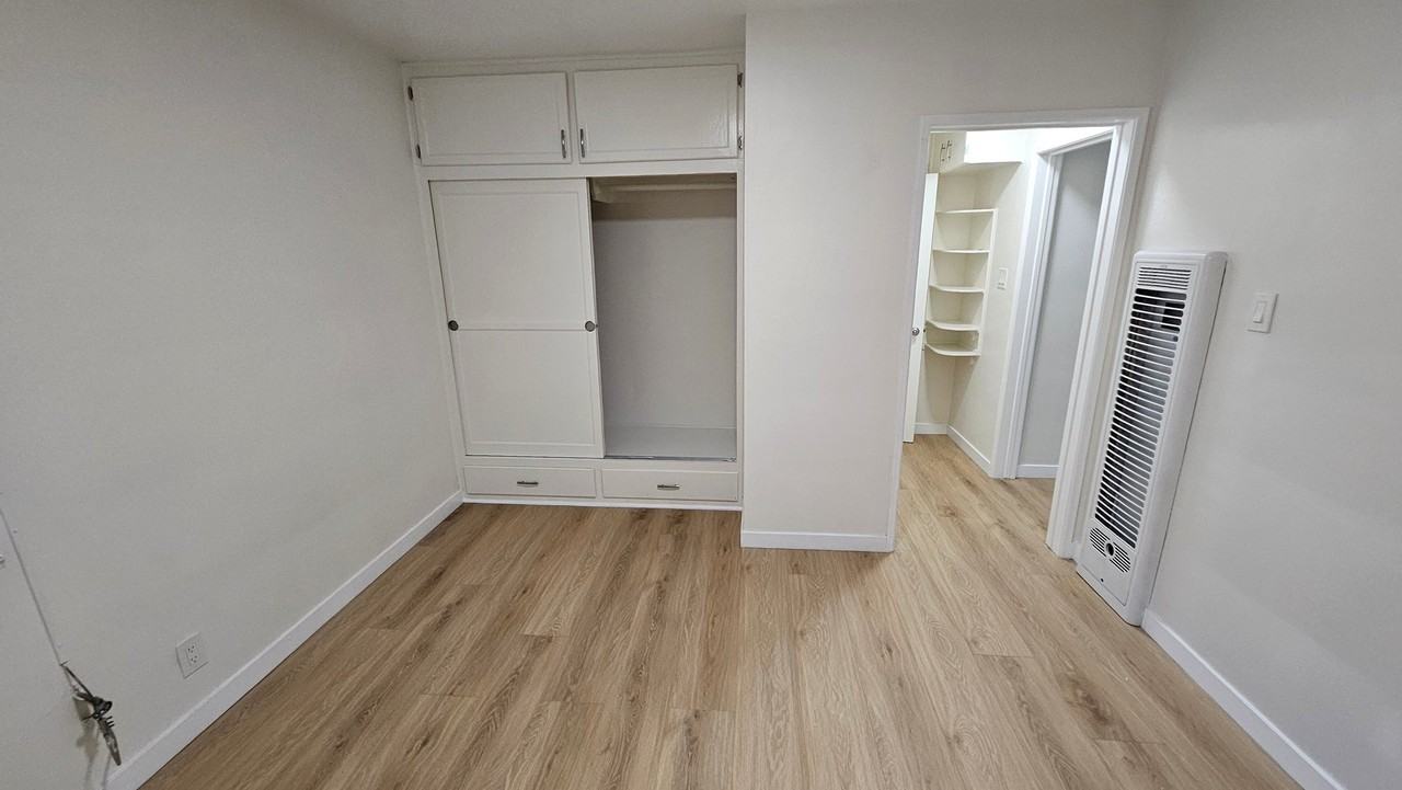 2238 Griffith Park Blvd #2 - Photo 6 of 8