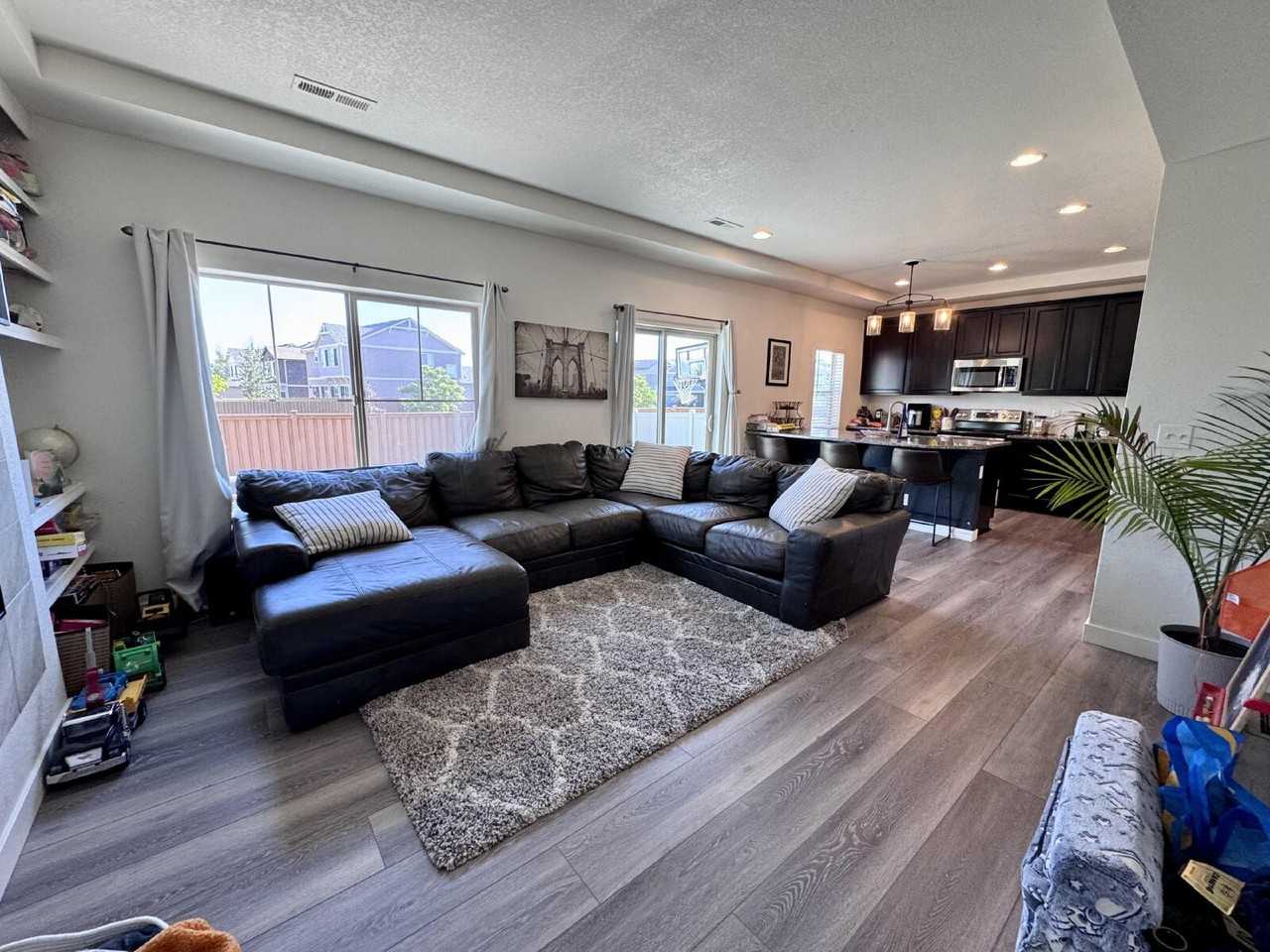 18269 E 52nd Pl - Photo 3 of 29