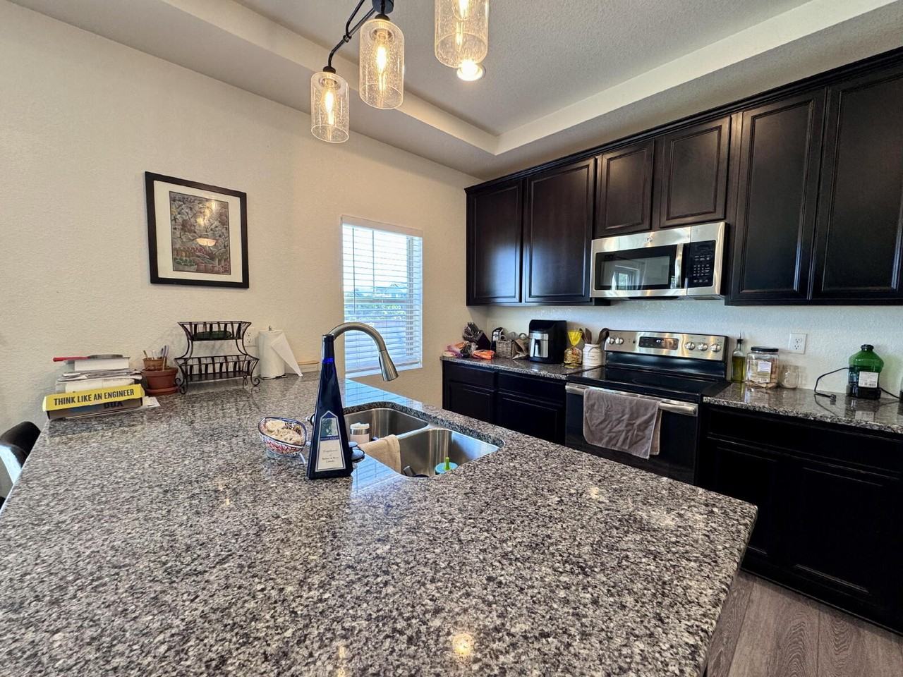 18269 E 52nd Pl - Photo 4 of 29