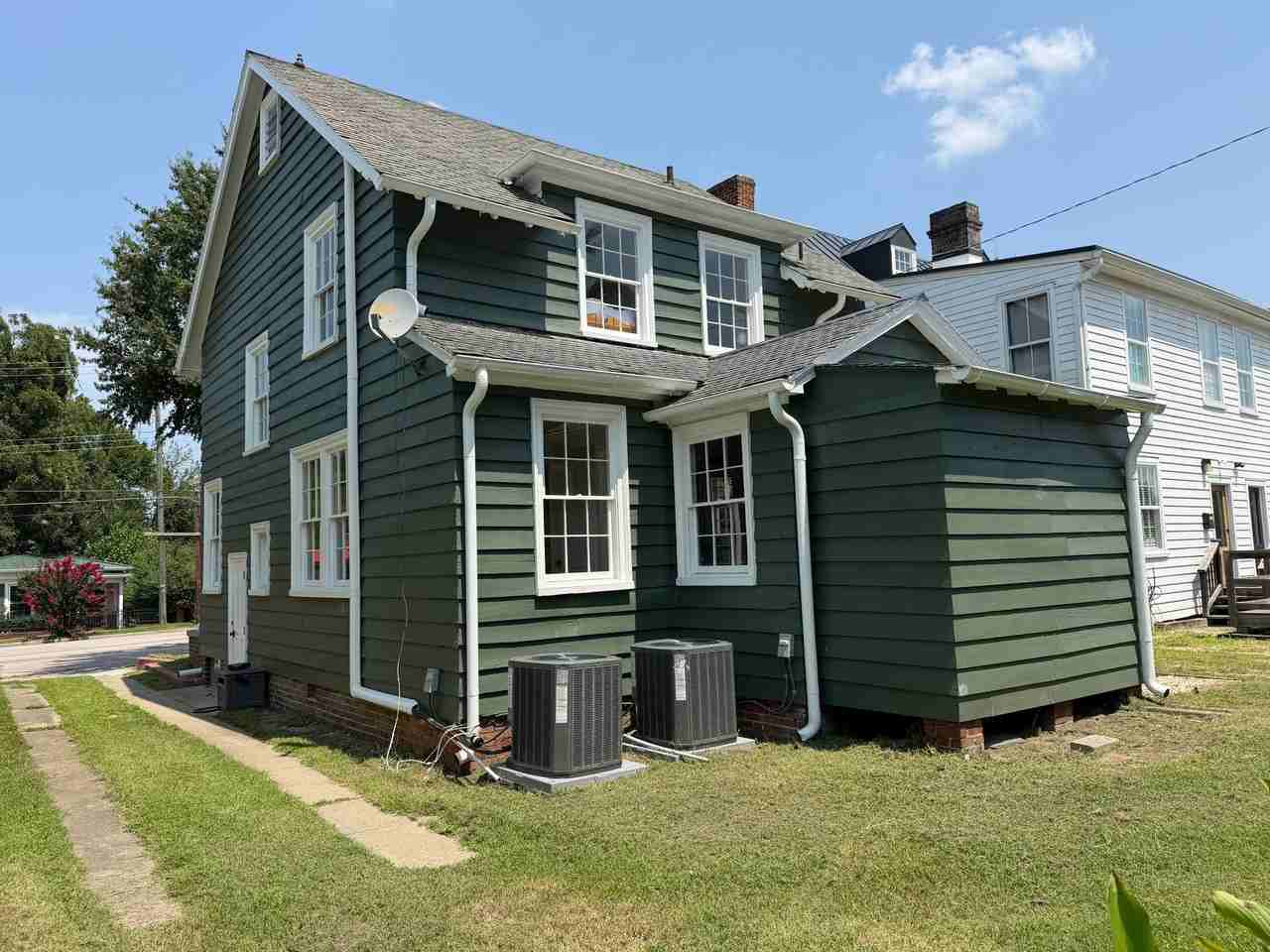 314 E Washington St - Photo 2 of 17