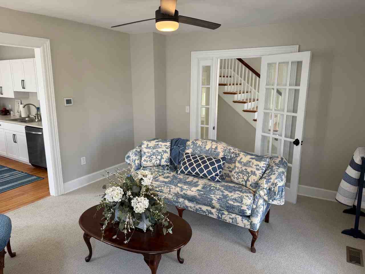 314 E Washington St - Photo 6 of 17
