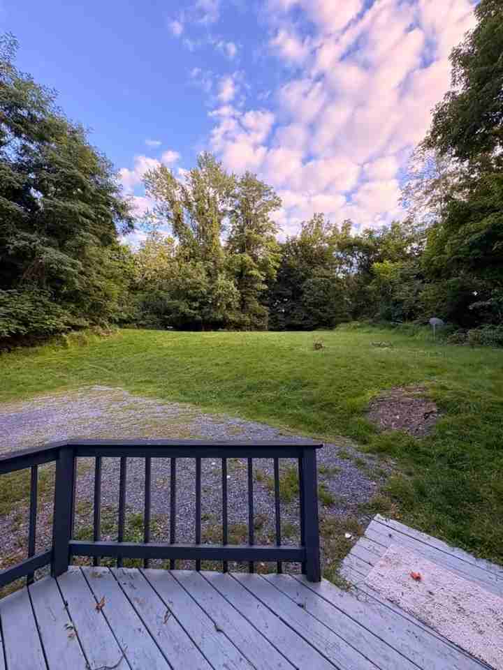 24 Devito Dr - Photo 5 of 19