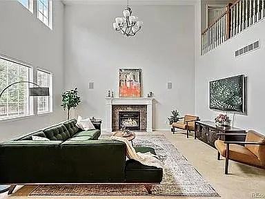 11908 E Lake Cir - Photo 3 of 20