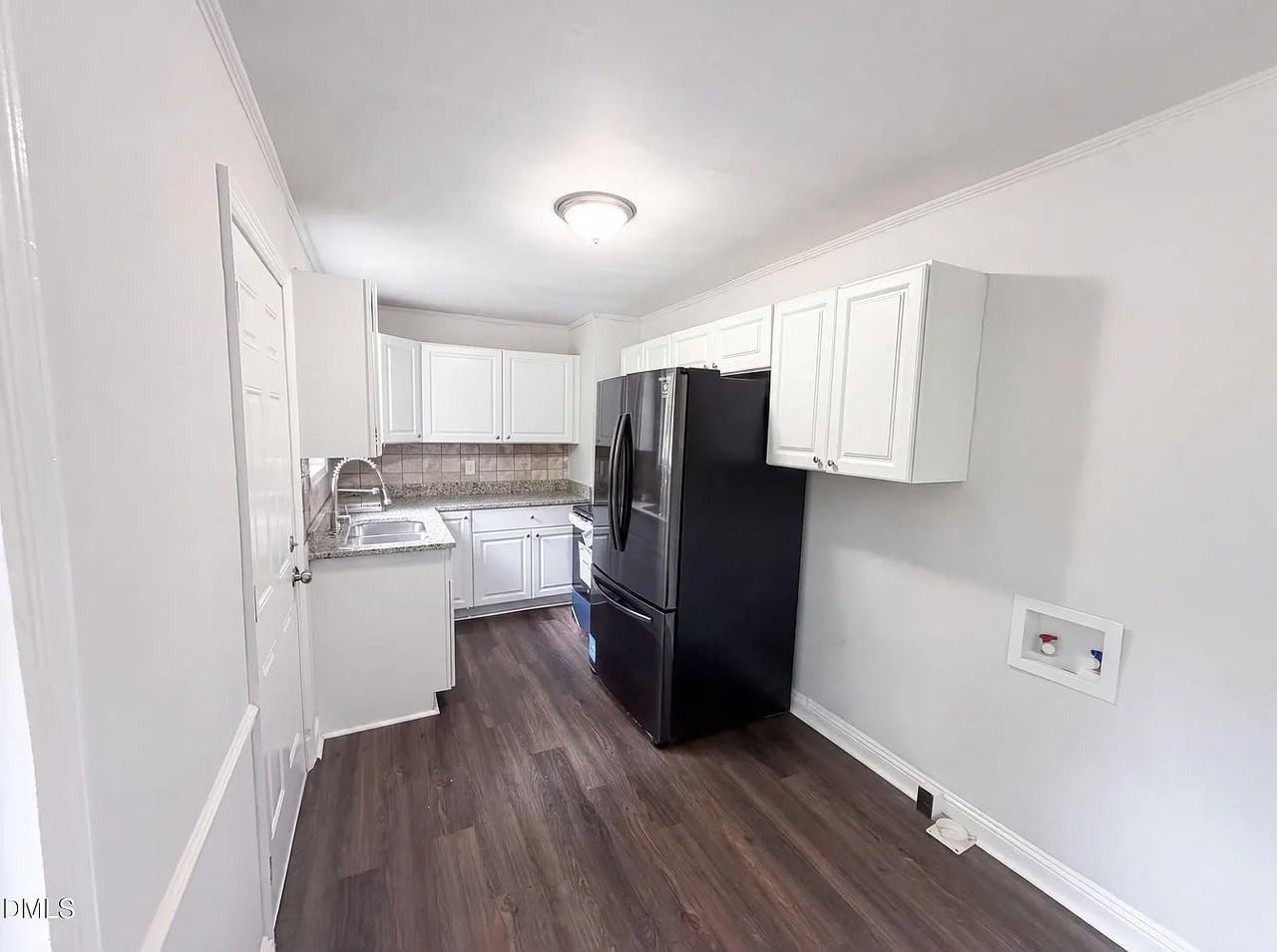 2109 Sheffield Rd - Photo 3 of 8
