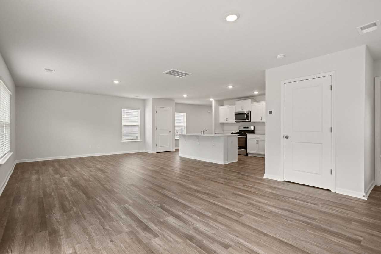 153 Cranford Rd - Photo 6 of 20