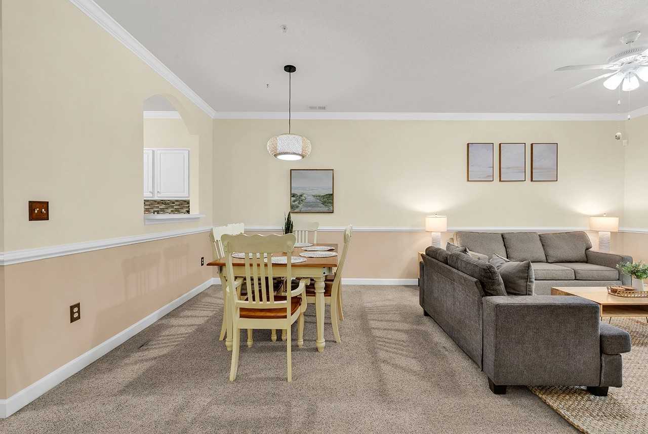 6015 Arbor Cir #313 - Photo 3 of 19
