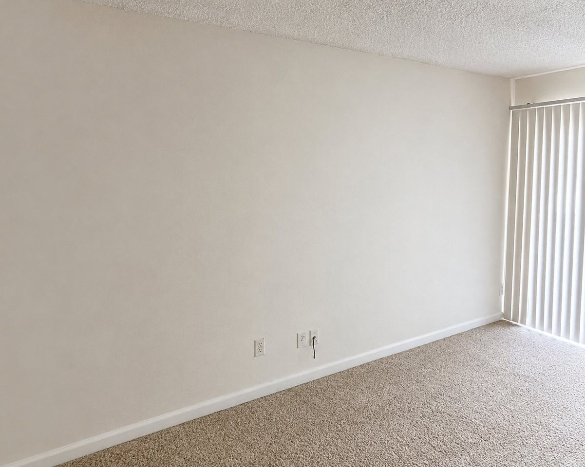 1058 S Winchester Blvd #101 - Photo 3 of 11