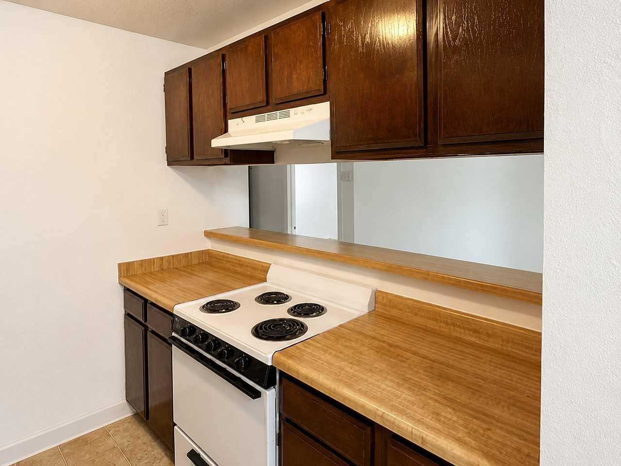 1058 S Winchester Blvd #101 - Photo 7 of 11