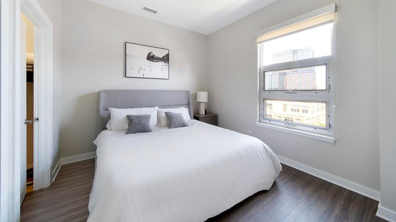 1177 W Madison St - Photo 6 of 18