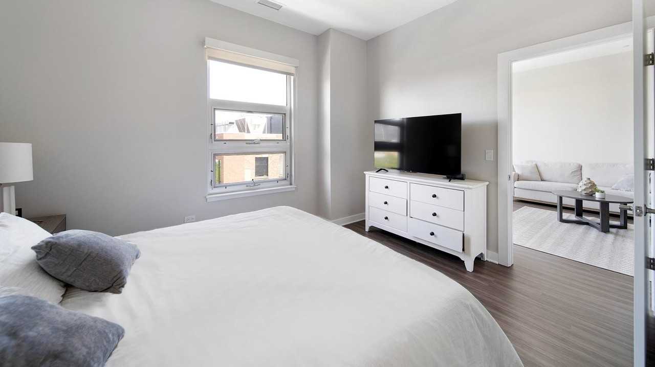 1177 W Madison St - Photo 7 of 18