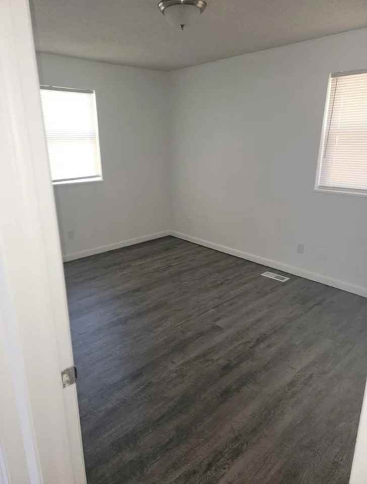 5542 Xanadu St - Photo 5 of 7