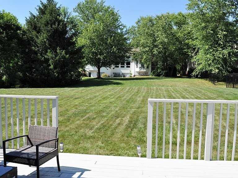 6060 Chinkapin Dr - Photo 3 of 20