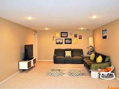 6060 Chinkapin Dr - Photo 4 of 20