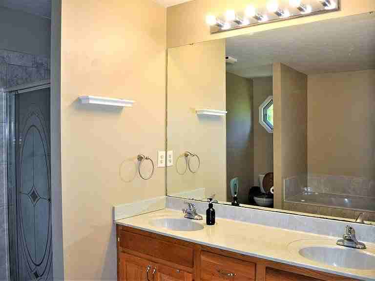 6060 Chinkapin Dr - Photo 7 of 20