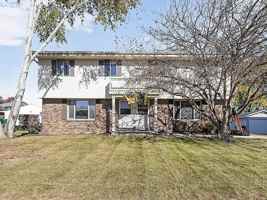 featured image of W201N16930 Wilshire Dr