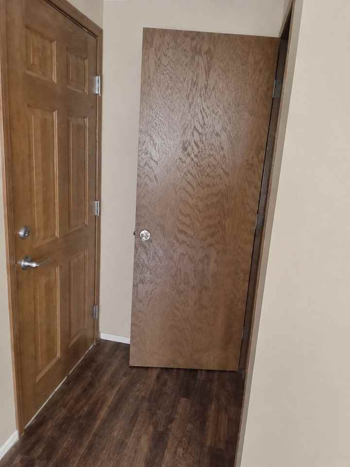 W201N16930 Wilshire Dr - Photo 5 of 18