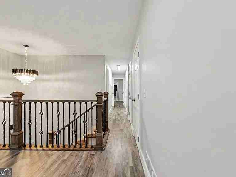 2276 Skyline Dr - Photo 7 of 12