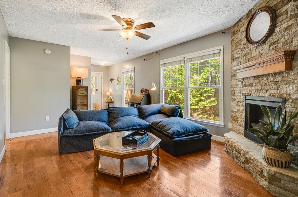 218 Appalachian Way - Photo 6 of 18