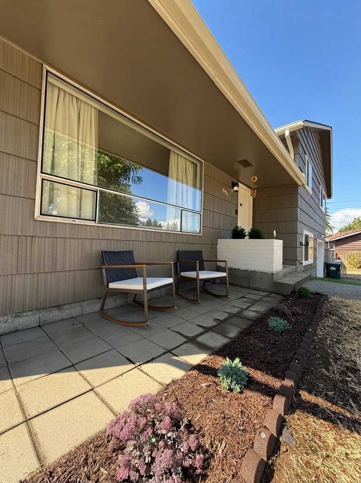 8505 94th St Sw - Photo 5 of 19