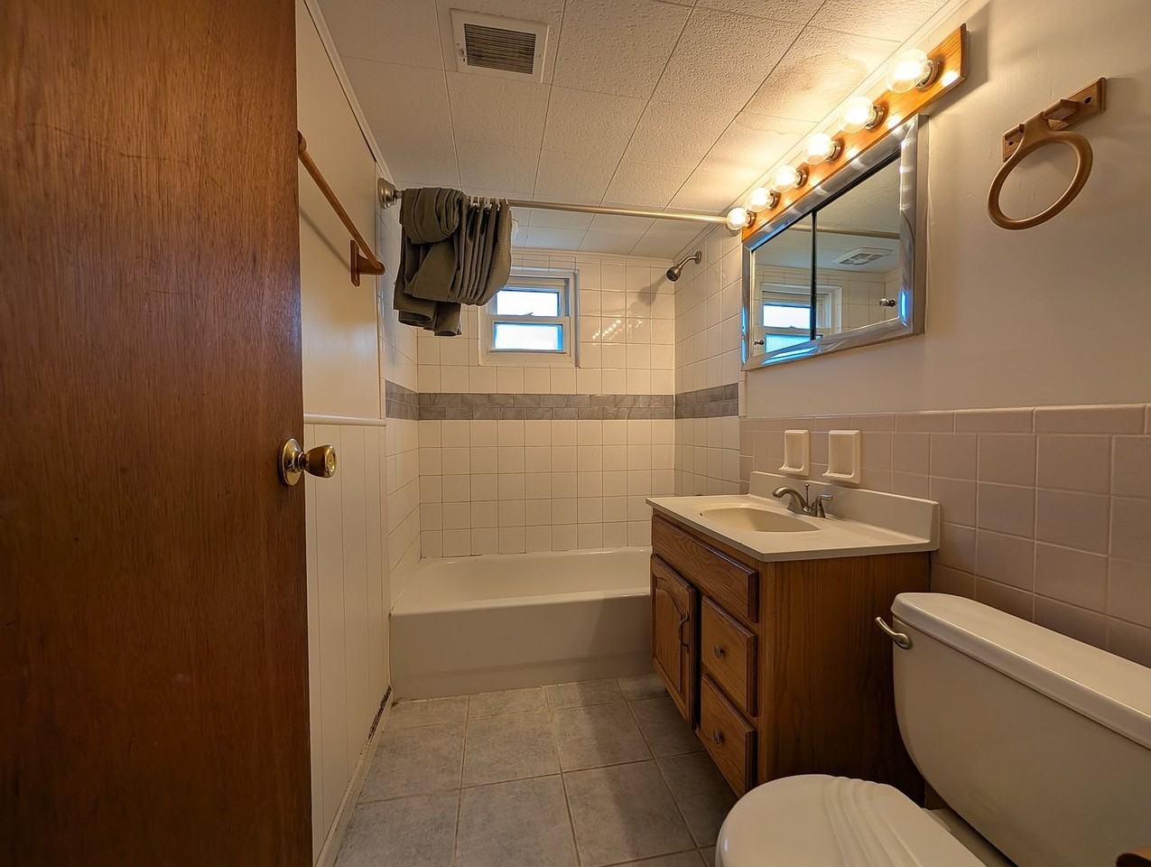 3728 Capistrano Way - Photo 5 of 15